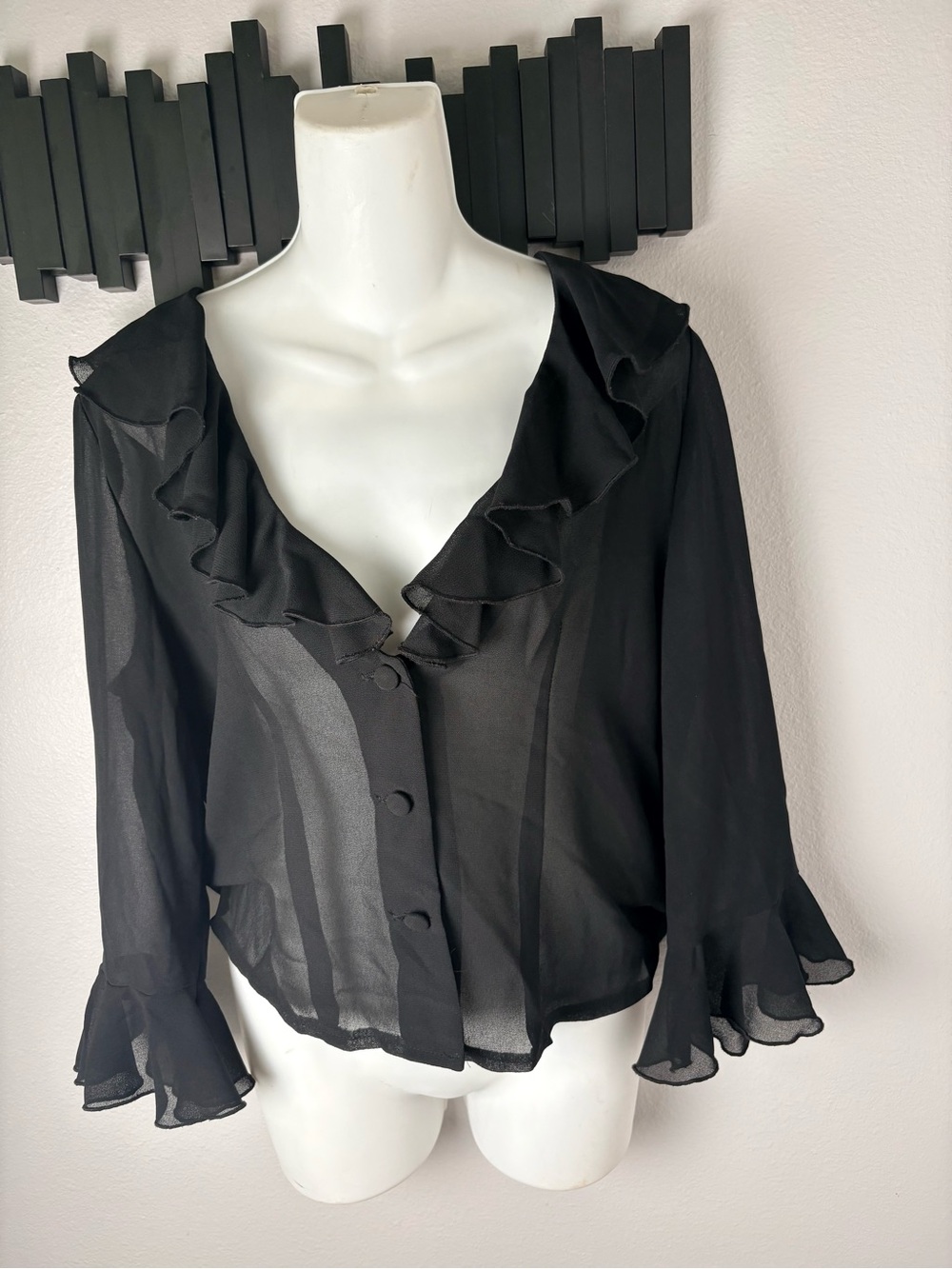 Vintage Jessica Howard Black Sheer Ruffle V-Neck Blouse Bell Sleeve Size 10